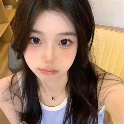 她藏起孕肚离婚，总裁全球疯找